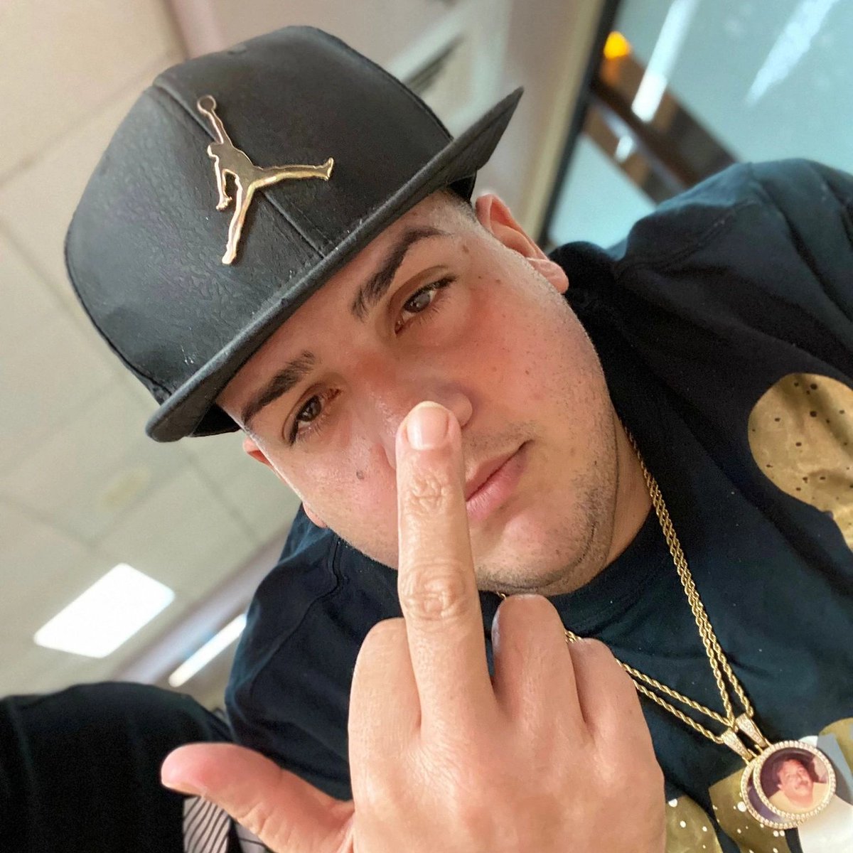 ELPATRON271's tweet photo. #NuevaFotoDePerfil https://t.co/mIZLEJR7J3