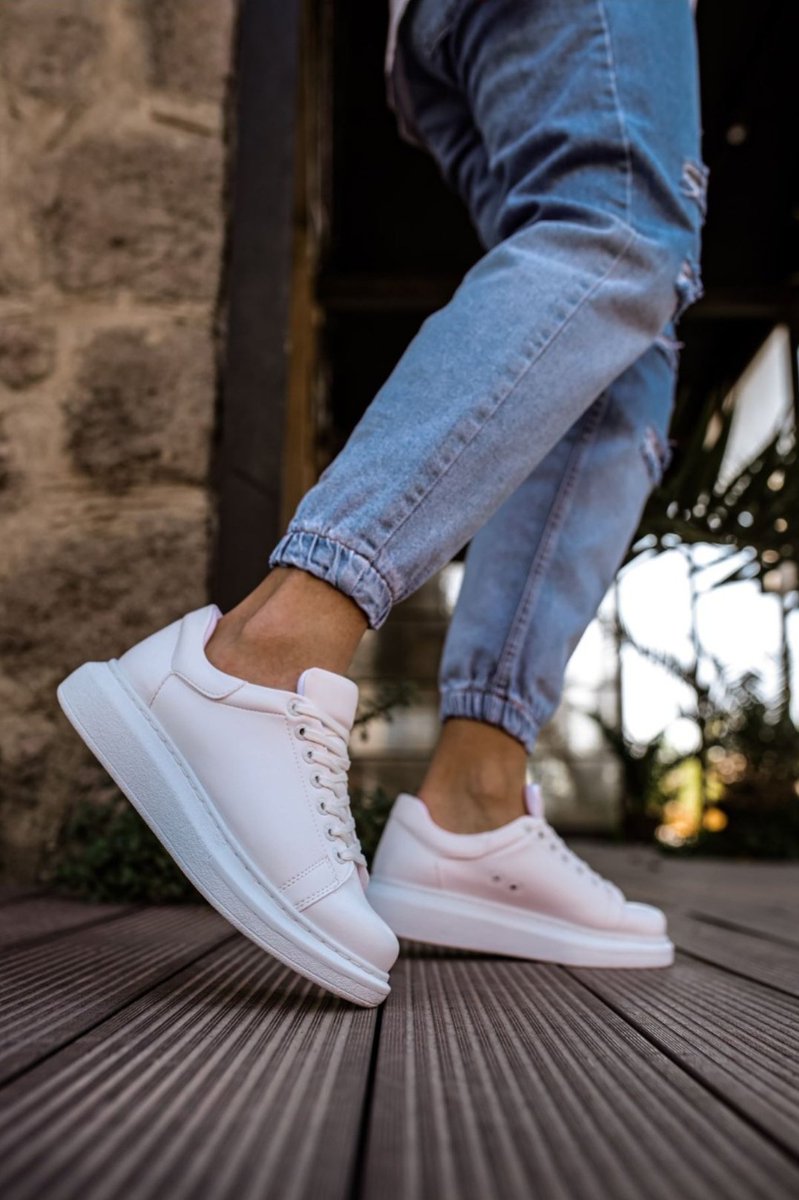 _RokAFela's tweet photo. Chekich White Effect 

Available now in different sizes. 
For only R1 499,99

Text us on WhatsApp (+27 82 970 0093)
#checkich #catchthedrip #Rokafela #sneakers https://t.co/2SbUgwgR8K