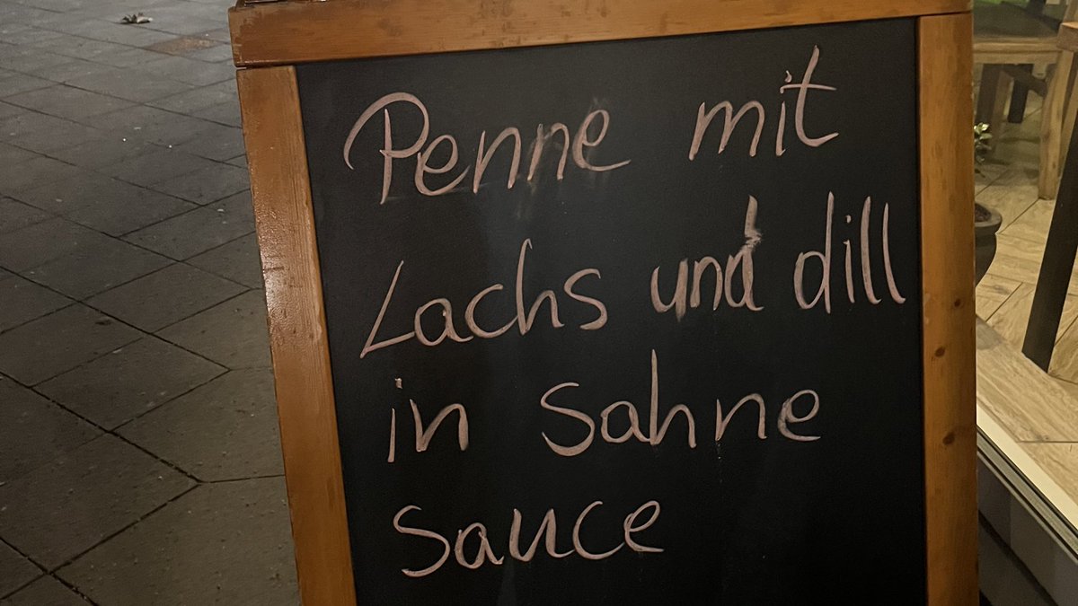 iColossos's tweet photo. @ljusdagen @gluehkaeferchen @MinervaFraser Passt irgendwie gut dazu 😉 https://t.co/jItnWaDUNt