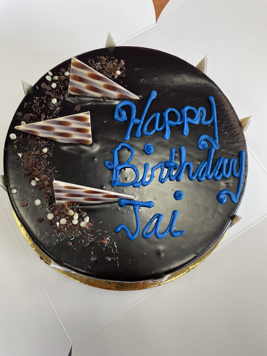 onlythebestteam's tweet photo. Happy Birthday Great RSM @ Richmond Hill, NY T-Mobile location May God continue to bless you and have many more birthday. @Arch_Telecom @onlythebestteam @TMobile https://t.co/zDqGXoVLxT