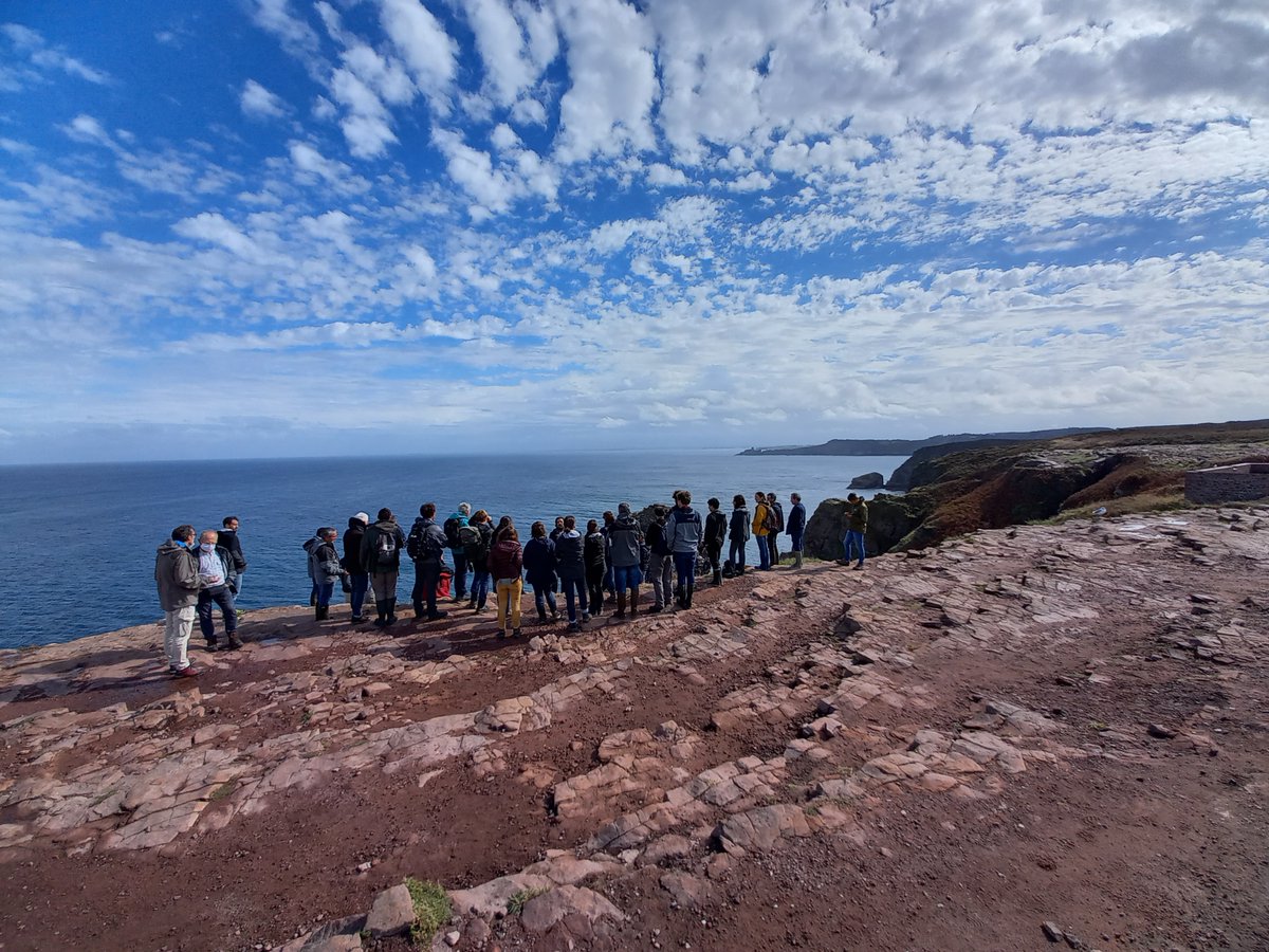 [#stage] L'@biodiversiteBZH recrute  :
 👉 Assistant·e #événementiel : bit.ly/assistant-e-ev…
👉Assistant·e #communication : bit.ly/assistant-e-com
Venez contribuer aux :
✅Forum des gestionnaires d'espaces naturels bretons
✅Journées d'échanges thématiques et formations !