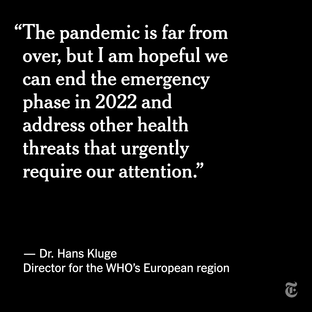The pandemic is entering a “new phase,” and the rapid spread of the Omicron variant offers “plausible hope” for a return to normalcy in the months ahead, the WHO said.
nyti.ms/3AoUP3y