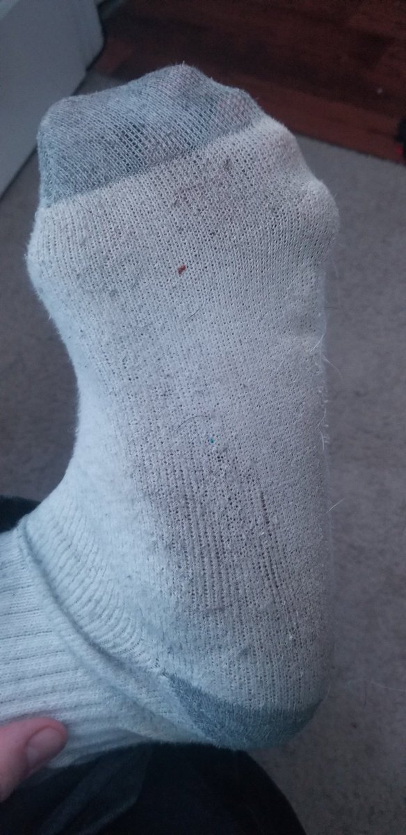 BFHFeet's tweet photo. New content on OnlyFans. Go look👁. https://t.co/ju6nFGjXgn

#sweatyfeet #sweatytoes #feet #feetworship #footworshiping #smellyfeet  #malefootworship #malefeetfetish #dirtyfeet #dirtyfeet
#cashmaster #cashfags #cashdrain #cashcow #finserv #findomdrain #findom #findomking https://t.co/0SxxGOpYLq