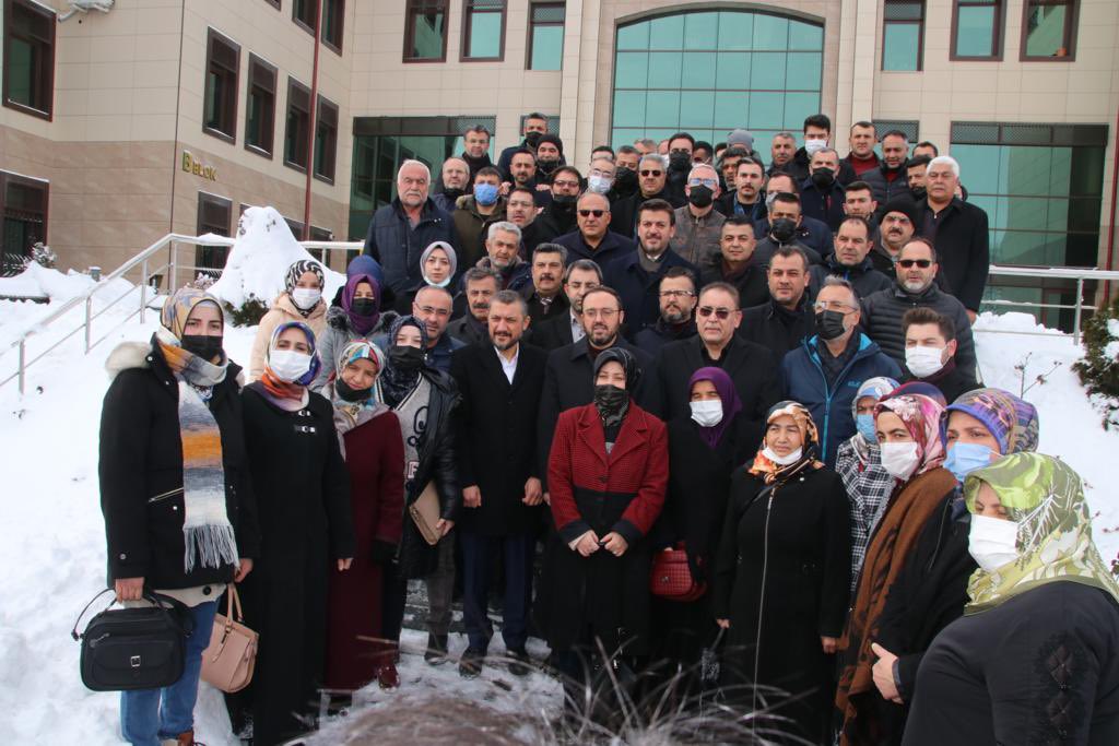 kemikkiranali's tweet photo. Sn. Cumhurbaşkanımız @RTErdogan'a dönük kabul edilemez,ahlaksız ifadeler nedeniyle AK Parti Nevşehir ailesi olarak suç duyurusunda bulunduk. Suç duyurumuz ile ilgili sürecin sonuna kadar takipçisi olacağız..

@erkankandemir 
@avmustafakose https://t.co/lfdopUVDHr