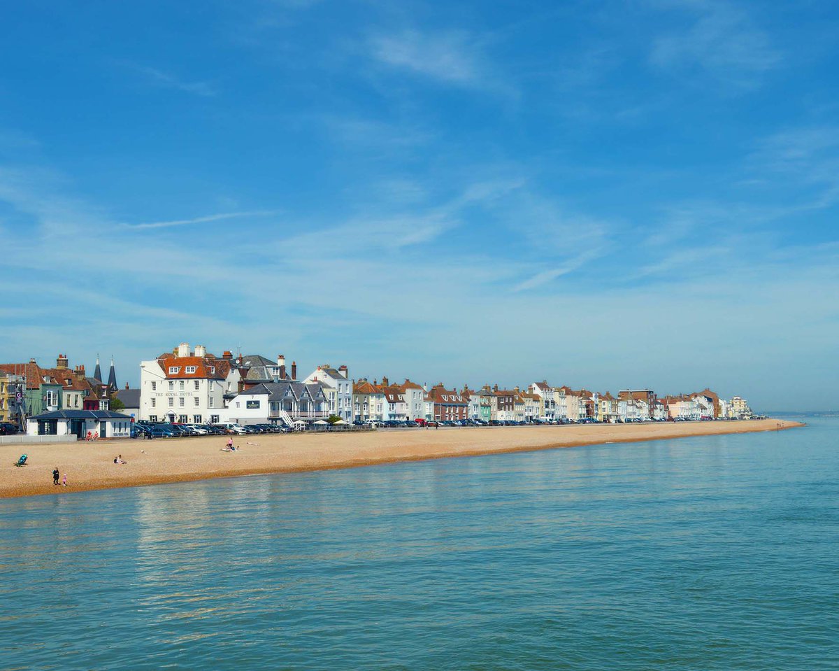 VisitDover's tweet photo. We love winter here ❄️ But if you’ve been planning your Summer 22 holiday, here's a reminder of why you need to make time for #WhiteCliffsCountry this year 😎👉 https://t.co/r4wIux4Fj7 #ExperienceWhiteCliffsCountry #MustDoIn22 #escapetheeveryday #LoveDeal #LoveDover #LoveSandwich https://t.co/B8B97NLq1h