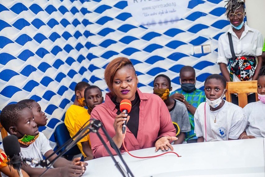 EApampa's tweet photo. Le vendredi 21 janvier passé, l’équipe EA (EA Dreams & FondationEA) a réalisé le projet social NOËL IDÉAL édition 3 avec des enfants venus de trois centres de Lomé : MAREM, CHOU'COEUR et ANGE. Fondation EA EA Dreams
#NoelIdealEdition3 #FondationEA #EAdreamsTeam #ImpactSocial https://t.co/qM6Wp8snxO