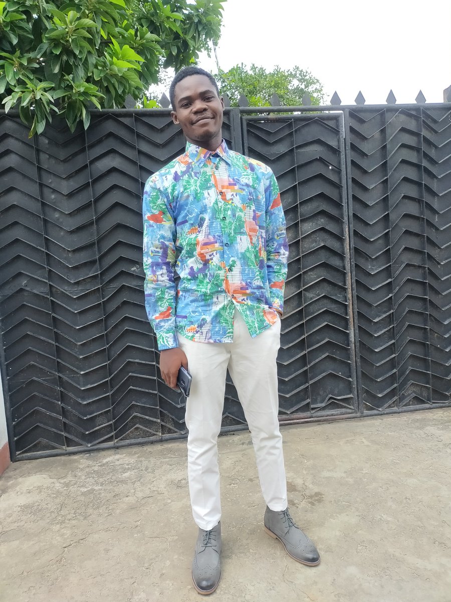 COMPETENCE03's tweet photo. @COMPETENCE03 vous remercie pour la confiance 🪡.
Bon début de semaine à vous cher(e)s client(e)s.
Faite comme eux, Passez vos commandes !
#madeinrdc #chemise #tissu
@central_sage @DidaceKinwani @leParrainRDC @HonoreMvula1 https://t.co/5W7hfvvy2f