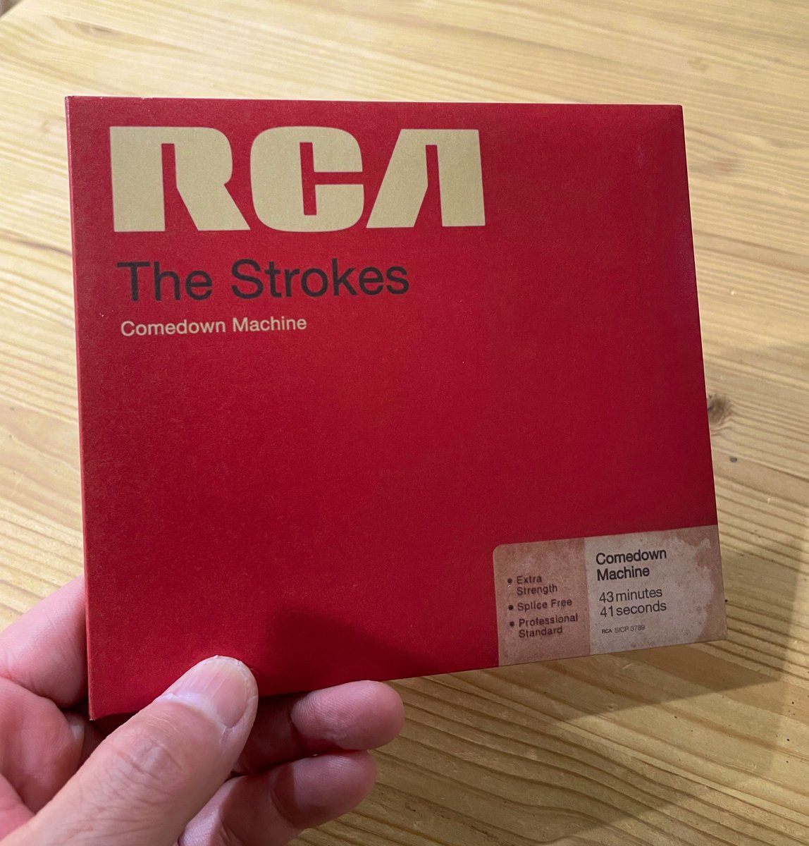 OKASHI6969's tweet photo. 夜歌
The Strokes Slow Animals
https://t.co/T8zuG3ZspS @YouTube
#TheStrokes
#SlowAnimals
#これはまずいぞ
good night🤤💤 https://t.co/bAM6YLr3M7