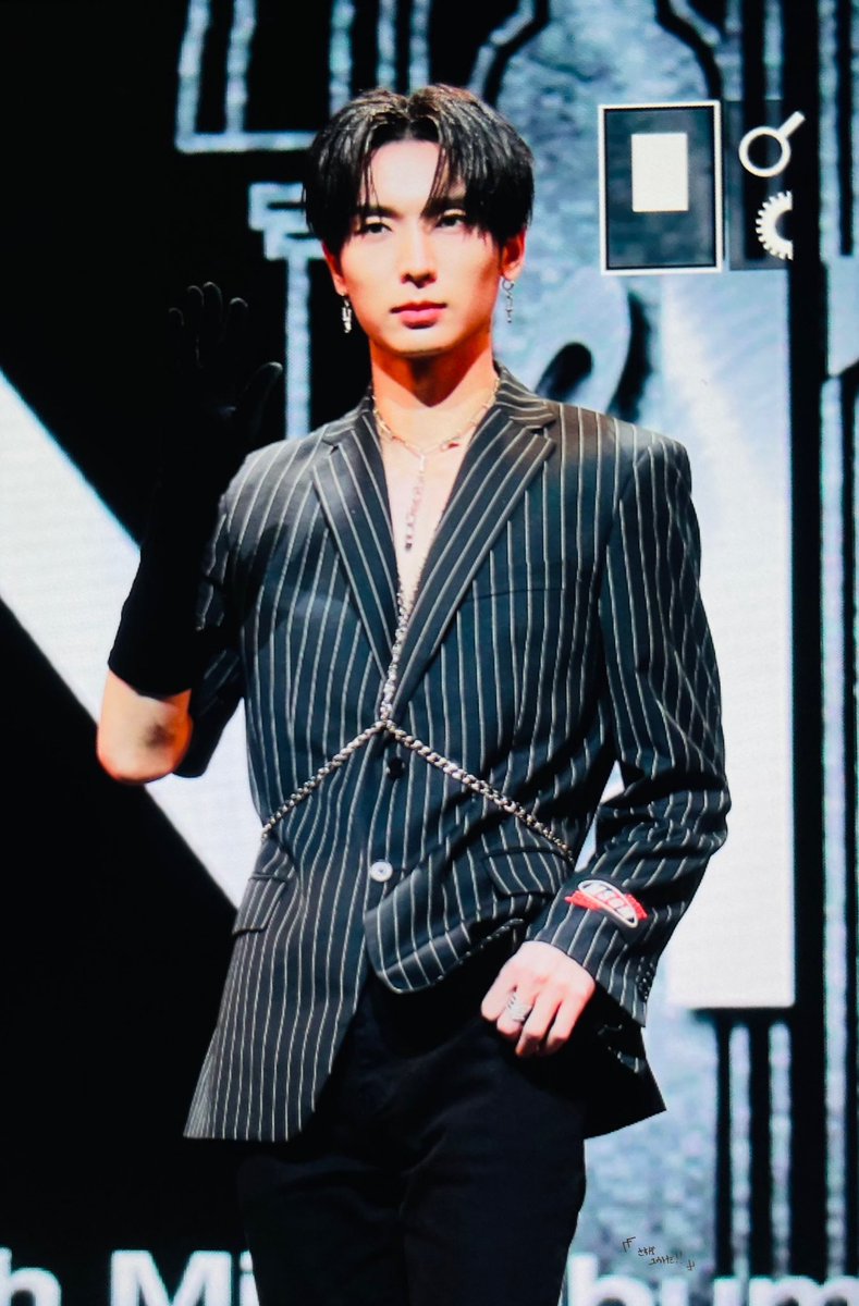 MQ980123's tweet photo. 220124

#펜타곤                                                      #PENTAGON                                                      
#YUTO #유토 #安達祐人 #祐人 #ペンタゴン #ゆうと #ユウト 
@CUBE_PTG https://t.co/irYMWVn7EL