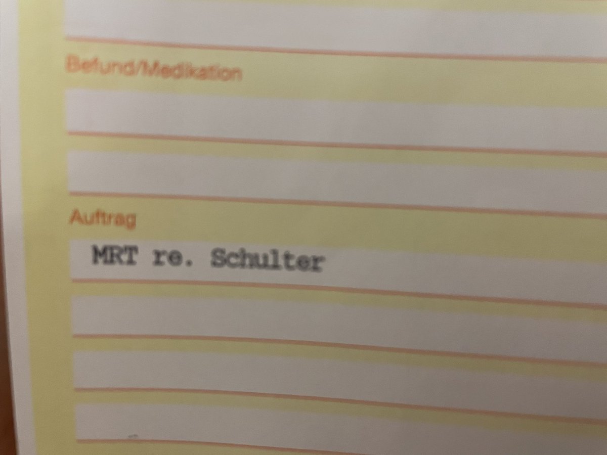 Demoinfo1's tweet photo. Morgen gehts zum MRT; heute morgen bei Dr.Blecker gewesen er sagt sieht nicht gut aus… bedankt sich aber das ich so aktiv bin. Danke für die erste Spende. #mrt #krank #Schulter #dus #dus2201 https://t.co/Mf2iTjd4KY