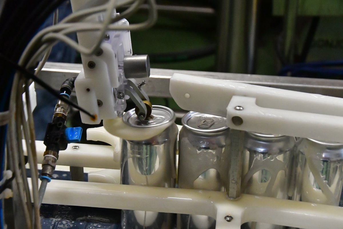 More shots from <a href="/HeistBrewery/">HeistBrewery</a> today #themthatcan #mobilecanners