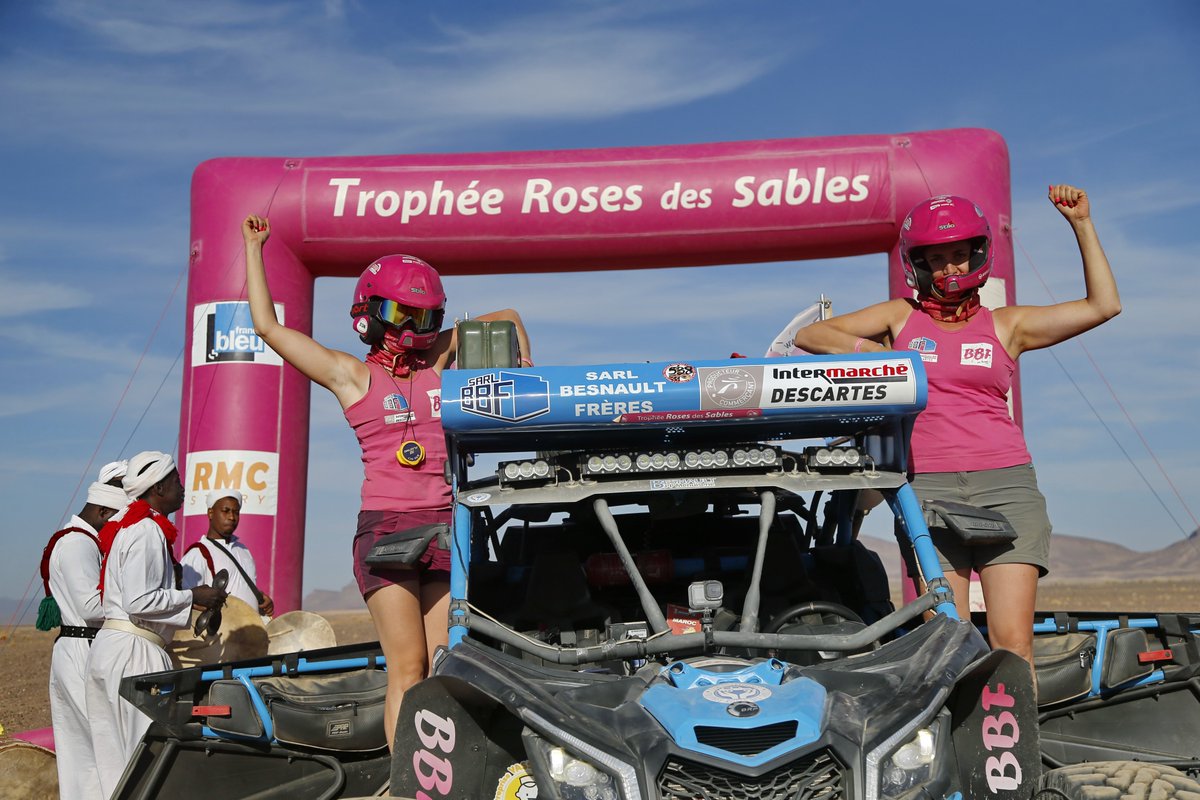 RallyeRDS's tweet photo. #JournéeInternationaleSportFéminin
Une journée ne suffit pas pour parler de sport au féminin, au #TropheeRDS c'est toute l'année !🔥
Merci à toutes les Roses d'être toujours plus nombreuses à mettre en lumière le sport au féminin lors de notre #rallye et toute l'année ! 🙌 https://t.co/VAT0ecSr8w