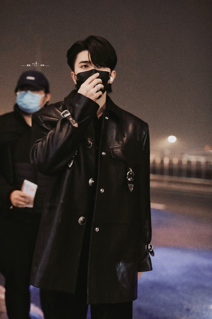 mykkhka's tweet photo. HeLp🤤

#CaiXukun https://t.co/7ycTAjdHN8