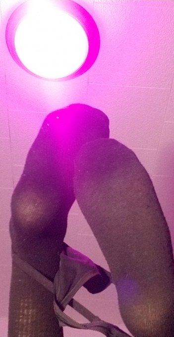 do u like my thong around my ankles.. #nsfw #feet #trans #panties https://t.co/Wz88rpo3AM<a href="/tag/nsfw"class="tags">#nsfw</a><a href="/tag/feet"class="tags">#feet</a><a href="/tag/panties"class="tags"><span>#panties</span></a><a href="/tag/trans"class="tags"><span>#trans</span></a>