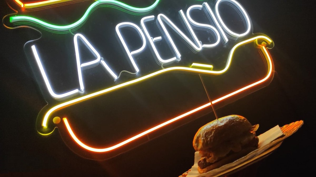 Estem preparant la nova carta,  en breus la tindreu disponible . 

Esteu alerta a les nostres xarxes socials per descobrir les novetats que arriben.

#lapensio2022 #cartanova