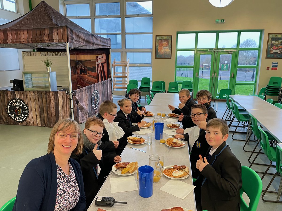 HayesbrookSch's tweet photo. Year 7's in breakfast Heaven this morning celebrating their Level 3 reward for achieving 65 points so far this year! They were joined by Mr Roberts and Mrs Concannon who would like to pass on their congratulations to the boys! Well done!
#PointsMeanPrizes #RewardBreakfast #FryUp https://t.co/MpOlpAcW9V