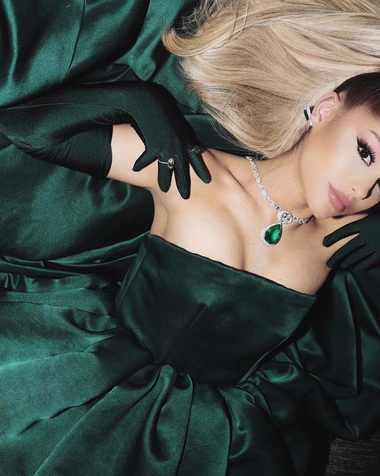 ariana grande grammys 2020 green dress Angel 😇🌼 on X: 
