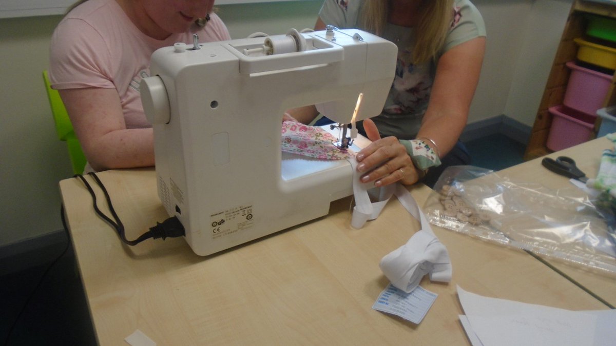 BordersCollege's tweet photo. The #FWDF has enabled @BetterLivesDG to access training, provided by #DEBI for their staff teams across their three Bridge to Employment (B2E) sites in Dumfries and Galloway. 👍

Read the full story here: https://t.co/FJmrvBjn9X https://t.co/1EEBiY8Yqn