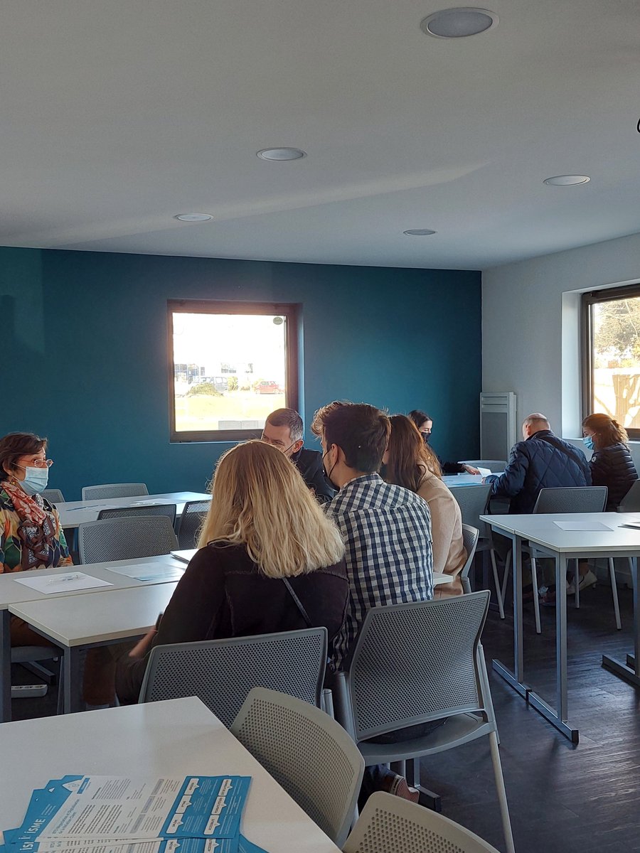 ecole_ISME's tweet photo. MERCI 🙏
Nous tenions à remercier tous ceux qui ont participé à notre #jpo et qui ont fait de ce moment, une vraie réussite. À Nantes comme à La Rochelle, nous avons été très heureux de vous accueillir et de parler #orientation.
Prochaines portes ouvertes : mercredi 9 février ! https://t.co/QrkY0cMc63