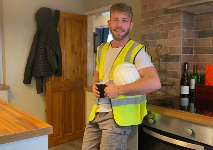 Mormon, Builder, Policeman or Superhero....which do you want to fuck with? https://t.co/lM2Z2bKRTM<a href="/tag/trash"class="tags"><span>#trash</span></a>