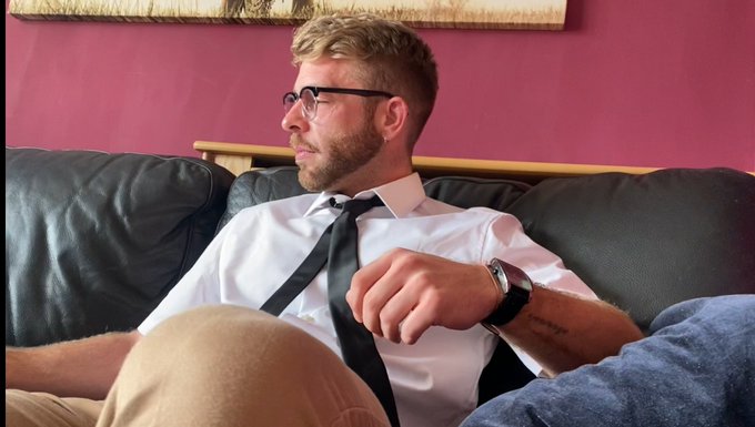 Mormon, Builder, Policeman or Superhero....which do you want to fuck with? https://t.co/lM2Z2bKRTM<a href="/tag/trash"class="tags"><span>#trash</span></a>