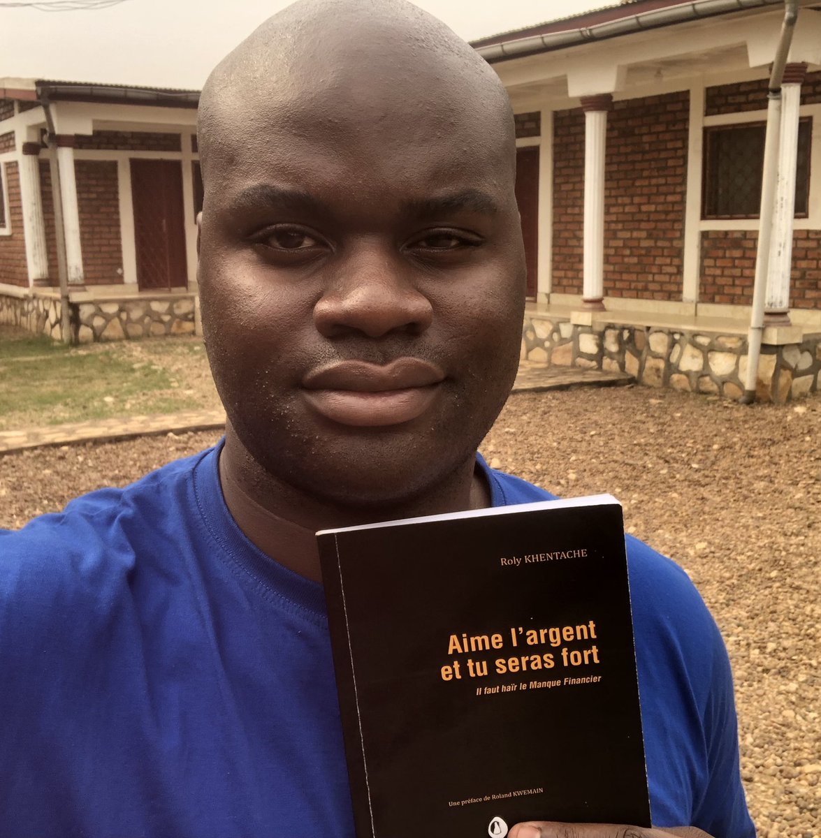 GazamBetty's tweet photo. Mon challenge #littérature pour l’année #2022. Lire 4 livres par mois. Je viens de finir mon second #livre du mois. Plus tu lis plus tu mûris. https://t.co/baX2gwkXpA