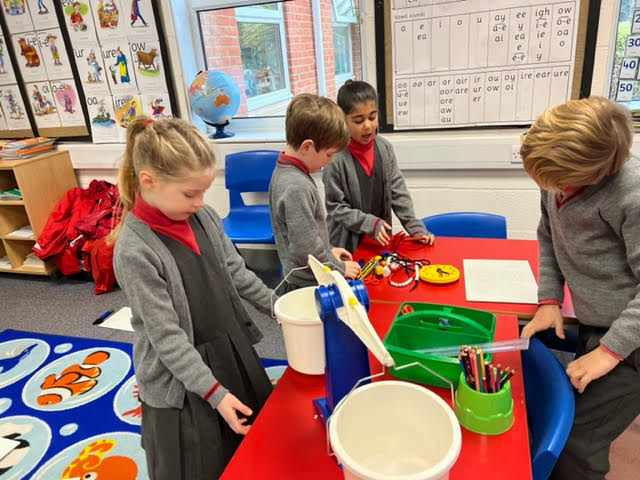 BGS_LowerSch's tweet photo. Year 2 had fun using the balancing scales in Maths today. The children were challenged to order 10 objects from the lightest to the heaviest! We had to collaborate and use our problem solving skills! #BGSyear2 #BGScollaboration #BGSmaths https://t.co/TsOOFhuJ4N