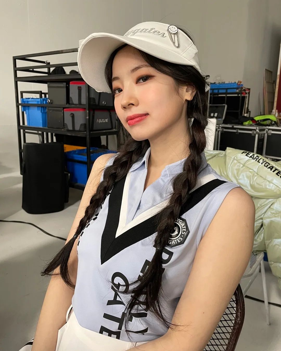 FJ3YdeCaIAEDGGx?format=jpg&name=large