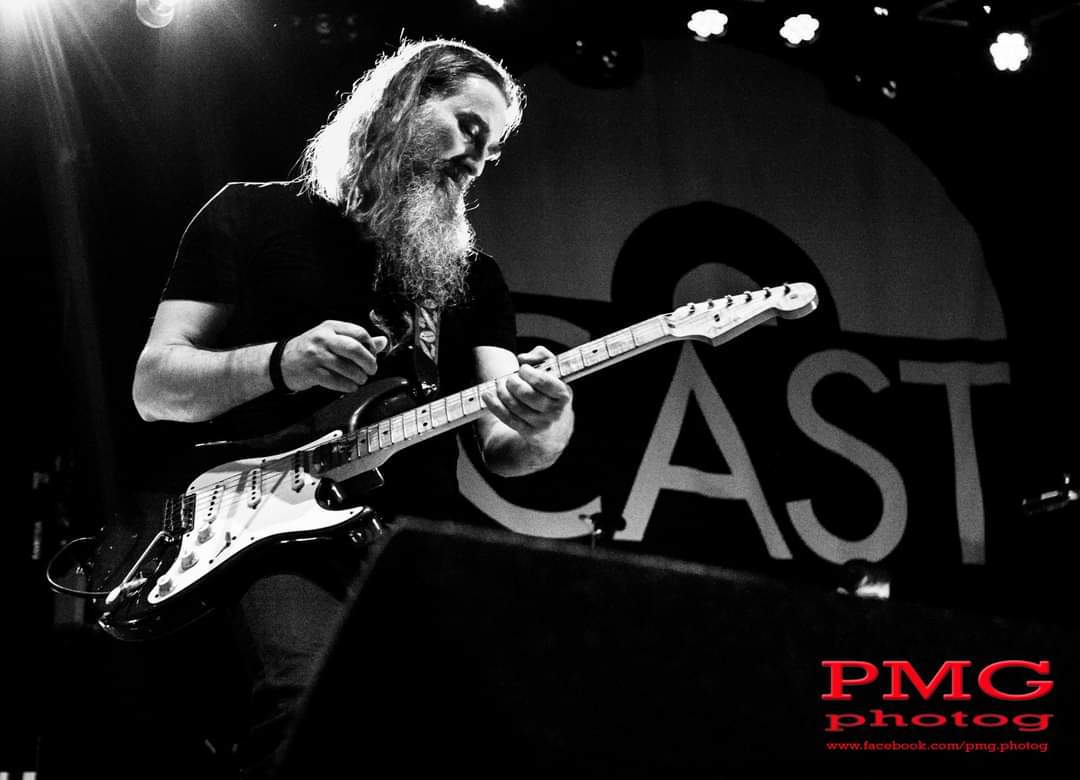 These shots of John Power and Skin from @castofficial came up on my FB feed. I took them 5 or 6 years back at Greenock Town Hall. Superb band 😎

#Cast #Castband #johnpower #skin #greenocktownhall #livemusicphotography #livegigshots #liveconcertphotography #livebandphotography