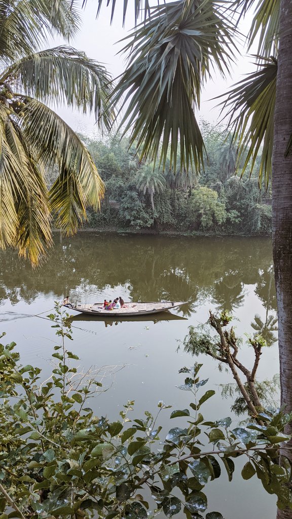 NafisaBakkar's tweet photo. The tension between wanting to be ambitious in my career vs. wanting to be a housewife in the village and watch these views every morning 🤝 https://t.co/Qz3BjmFstv