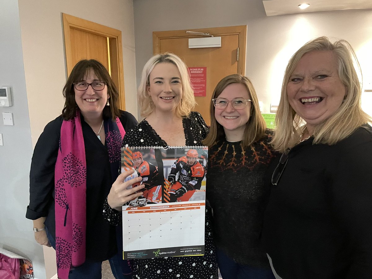 Big thanks to the team @Hydra_Creative for the invite to #SheffieldSteelers It’s been a while and great to revisit. My first time as a #CalendarGirl too. Lovely to catch up with fellow calendar girl @LisaPogson too! It s been too long!