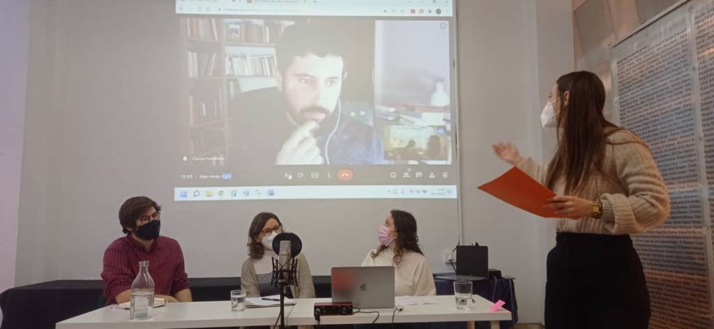 🧐Us vau quedar amb les ganes d'assistir a la jornada De la recerca a la divulgació?

Us deixem un tastet de tot el que es va dir en la taula redona amb <a href="/MariaSaizR/">Maria Saiz Raimundo</a>, <a href="/VictorBargiela/">el Víctor Bargiela</a> i <a href="/carlesfeno/">Carles Fenollosa</a> conduïda per <a href="/meritxellmatas/">Meritxell Matas</a> 

#Formacions #Cincanysajillc

ajillc.wordpress.com/category/mes-a…