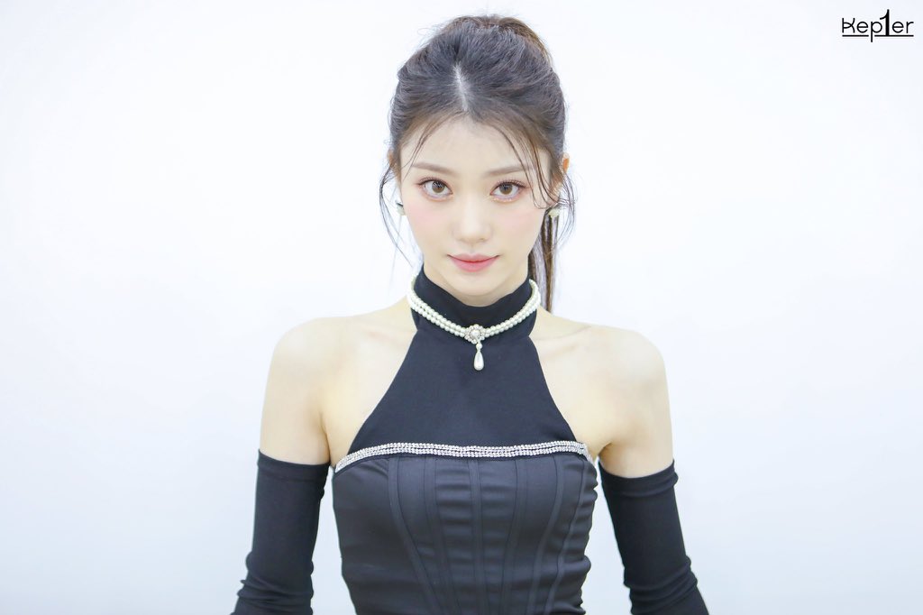xiaotingfeeds tweet picture