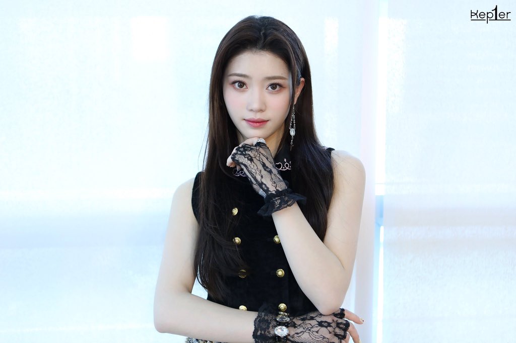 xiaotingfeeds tweet picture