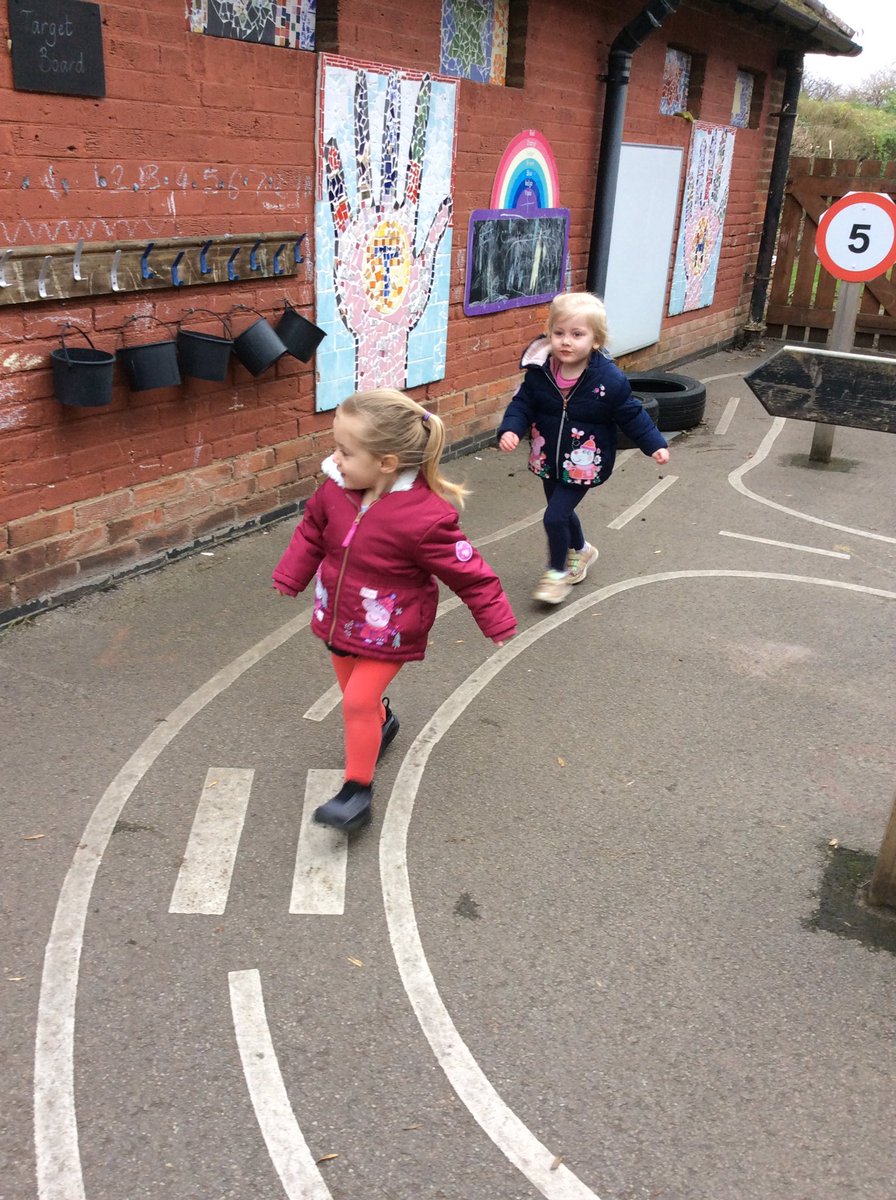 TH_Nursery1's tweet photo. Spot is playing hide and seek, ready or not here we come! Where is Spot hiding? 👀👣🐶 #THLearnEY https://t.co/gxcgK4FeX0