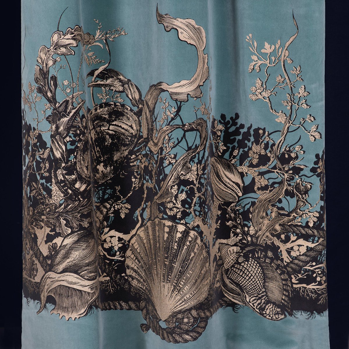 TBeasties's tweet image. Shell &amp;amp; Crab Velvet Fabric captures the underwater life that inhabits our oceans floors.

This design is hand printed in Black &amp;amp; Pale Gold on various velvet base colours in Glasgow, Scotland.

#handprintedfabrics