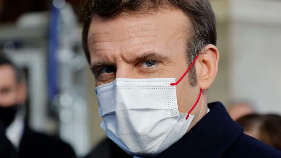 franceinfo's tweet photo. Présidentielle : "J'annoncerai ma décision en temps voulu", déclare Emmanuel Macron
https://t.co/Ocer5kUCEx https://t.co/27W4xYmeE4