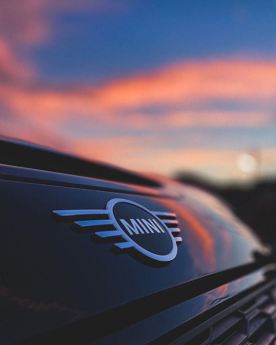 MINIUK's tweet photo. Red sky at night, MINI delight.
📸 IG: nikoooonnn
#MINIGram #MINI #MINIMoments https://t.co/JqYVSGIQhx
