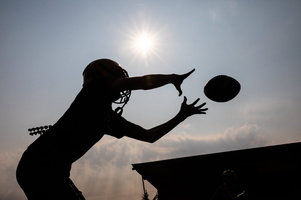 Meet the 2021 SBLive Arkansas all-state football teams scorebooklive.com/arkansas/2022/… #arpreps