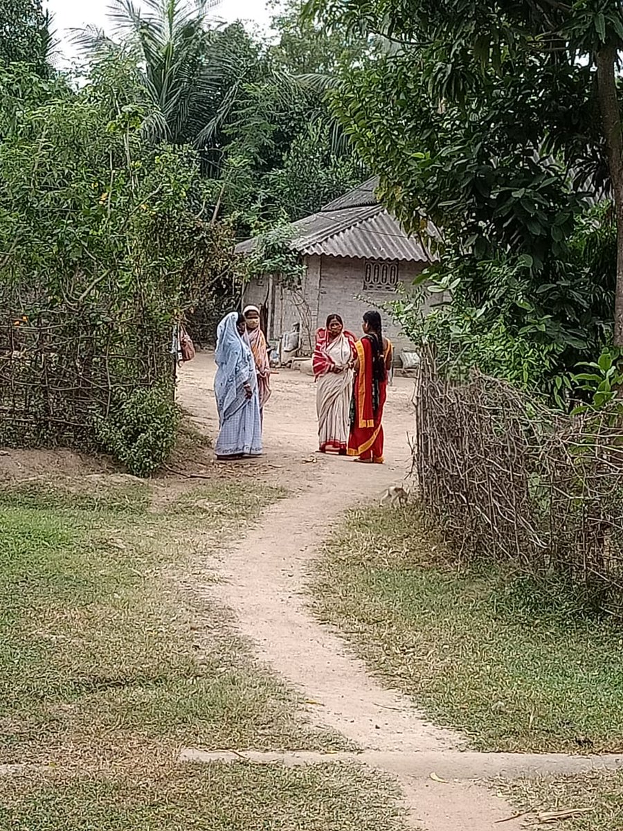 dpmubal's tweet photo. Extensive House 2 House Survey by 3As (ASHAs, AWWs &amp; ANMs) also Gaon Kalyan Samiti members in Balasore District to create awareness on 3rd wave of COVID and identification of symptomatic cases. @DBalasore https://t.co/vFOKqYmzKw