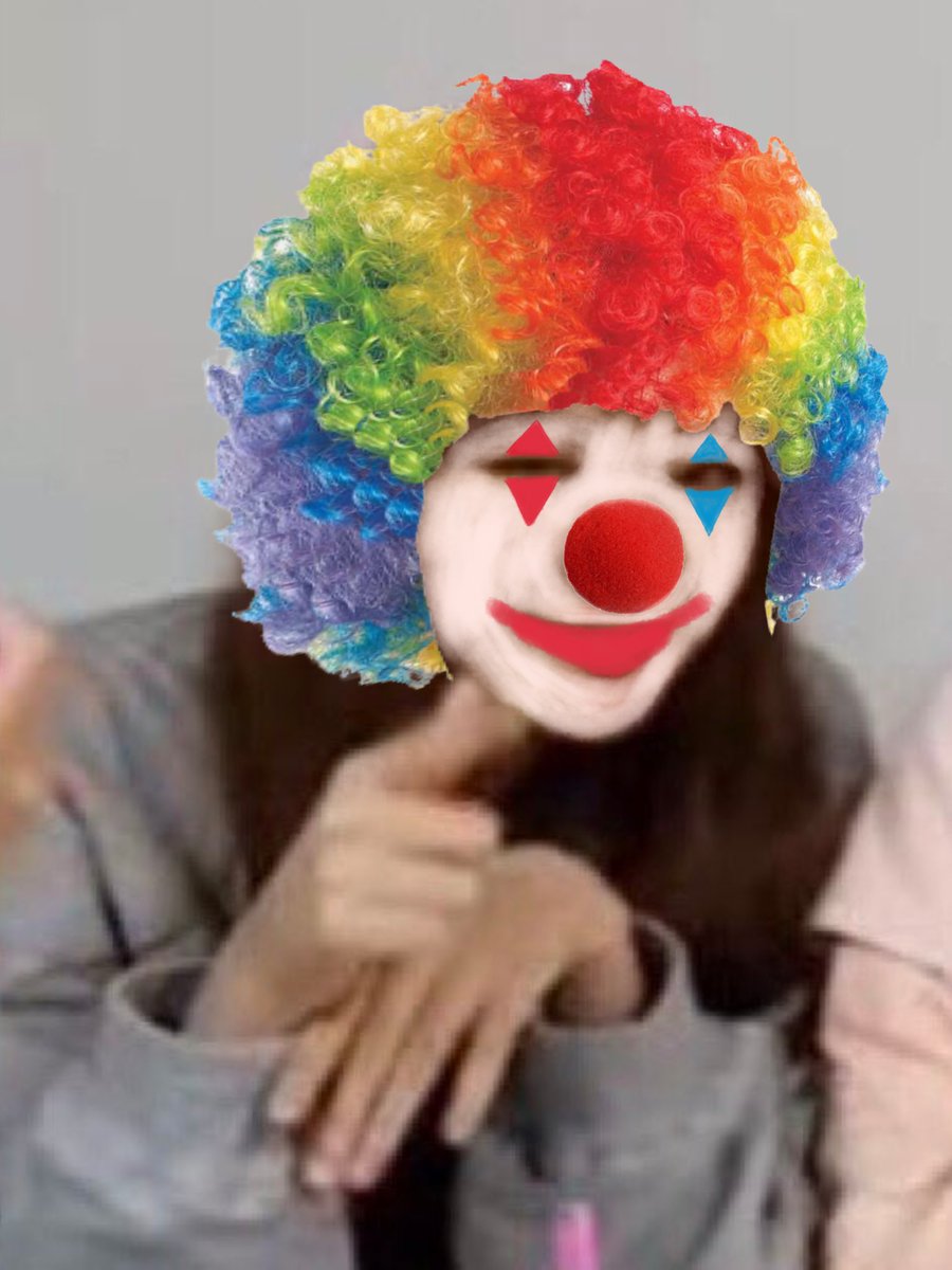 chaetahkim's tweet photo. I make clown ssamu feel free to used, we're clowning this week y'all 🤡
#hybengg #soumungg #lesserafim #ssamu #CHAEWON https://t.co/1L6t7P02ky