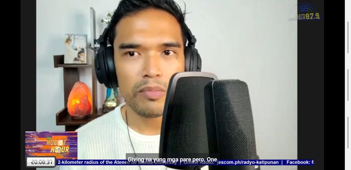 pauloMDtweets's tweet photo. First time to watch Fr @jboygonzalessj's show in @radyokatipunan sa FB nakakatuwa and I enjoyed your conversations with Fr @iangabinete, Fr @popmonkph, Fr @parekoidotcom & @terio_garcia. #HugotHour
Ad Majorem Dei Gloriam https://t.co/E88MHvPLZE
