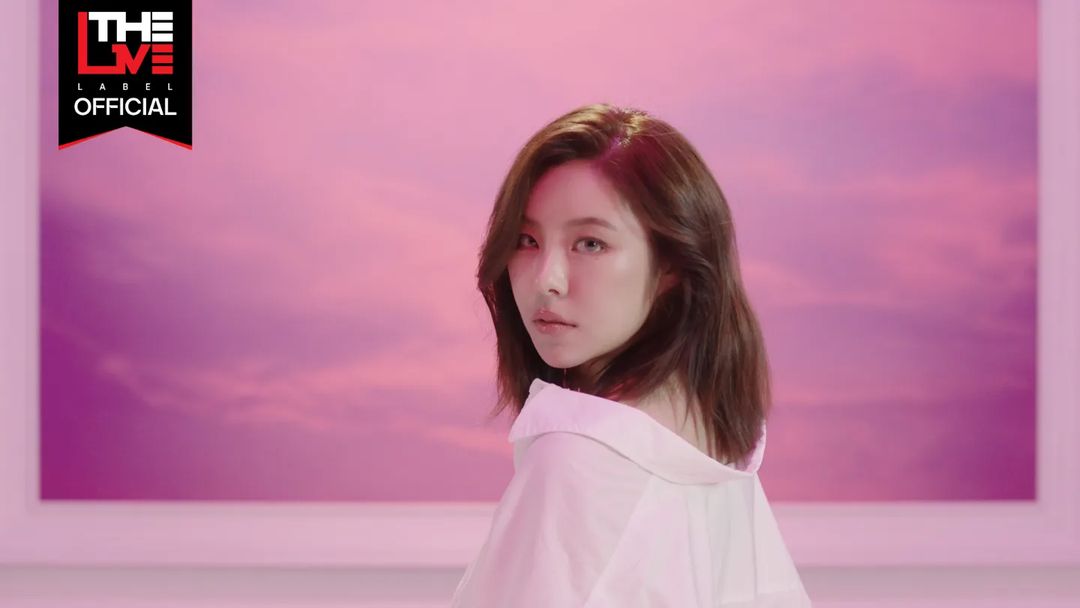whee_inthemood_'s tweet photo. 🦋 2022.01.24

💗☁️

휘인(Whee In) - [WHEE] TRACK VIDEO #2 Pink Cloud

✔ https://t.co/rcs8xICHst

#휘인 #WHEE
#Pink_Cloud https://t.co/l4DQNOmxiW
