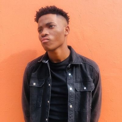 PessiTheGhost's tweet photo. @MalibogweNkosi_ @ESPNFC warra #faceshit https://t.co/J2cV5Q1JbD