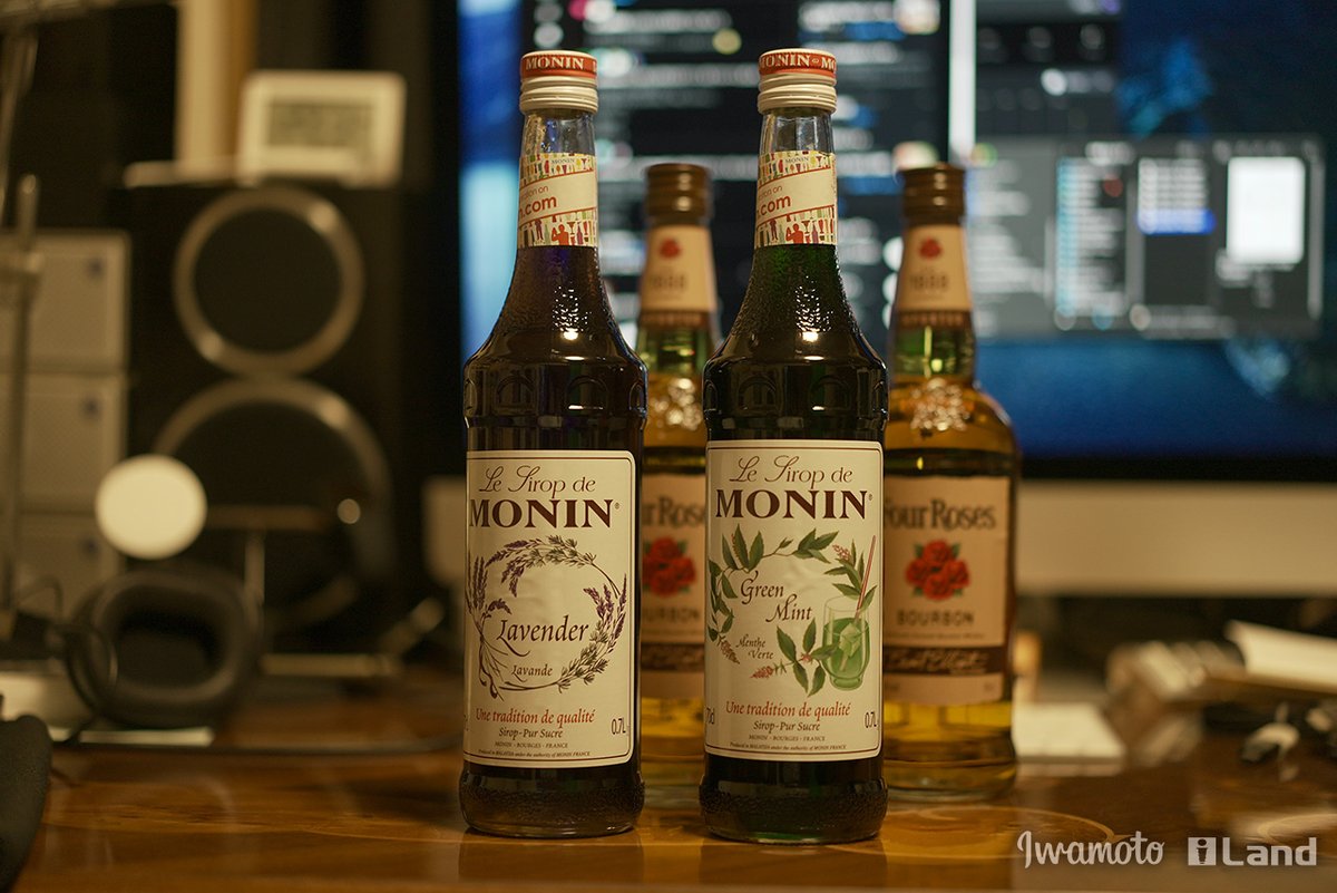 tundietw's tweet photo. 初めてお酒向けシロップなるものを買った。
ラベンダーとグリーンミント。
まずはラベンダー味見。
なるほど。あまり口にしてこなかった野草の感じ。

#モナンシロップ
#moninsyrup
#モナン
#monin https://t.co/QrAi1fSdmx