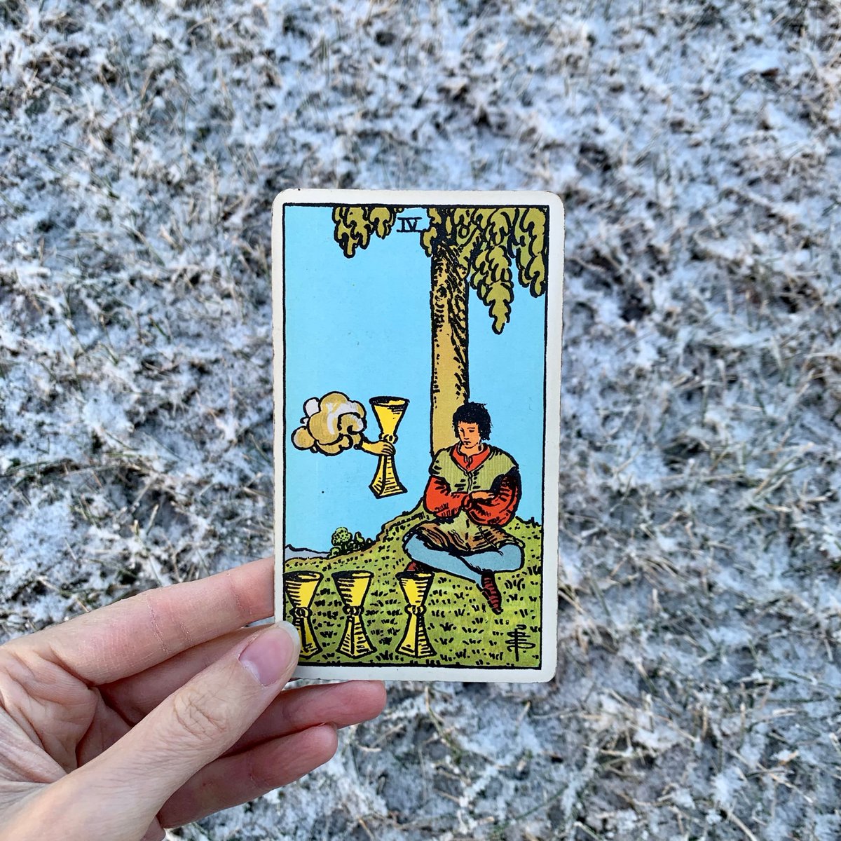 thejessicadore's tweet photo. Today’s card. Couple things come to mind when I see someone sitting under a tree with three cups &amp; a fourth cup is being handed to them out of the sky: 1.) what does it feel like to receive w/o chasing &amp; 2.) what happens when the body becomes still around a compulsion to pursue? https://t.co/A87RThQFnb