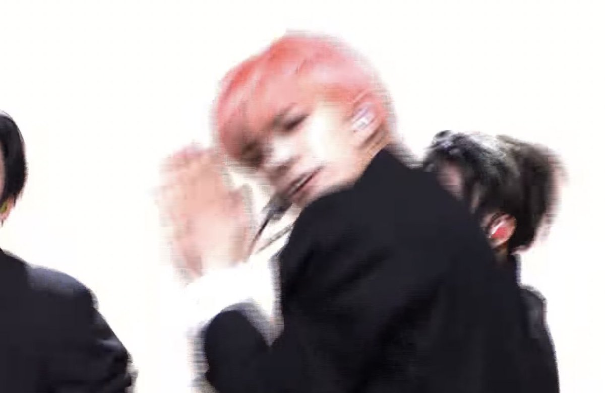 archiveoflhs's tweet photo. low quality #enhypen_heeseung https://t.co/cwr9iBx8Px
