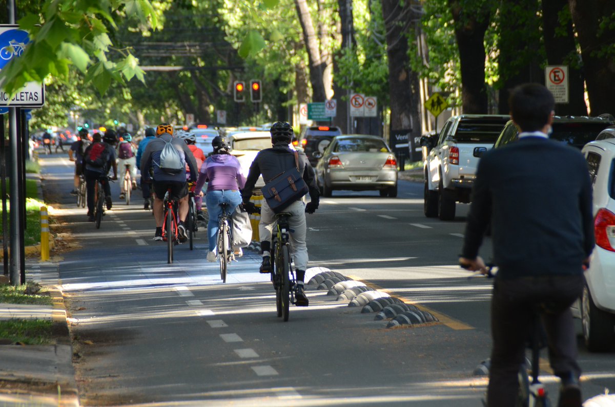tomasechiburu's tweet image. [ENCUESTA] Con @JuanCaMunozA y @rhurtubia estamos estudiando los patrones de movilidad de quienes viajan por Providencia; y el efecto que ha tenido la pandemia, el estallido y/o las nuevas ciclovías. 

LINK 👇
survey.co1.qualtrics.com/jfe/form/SV_5t…