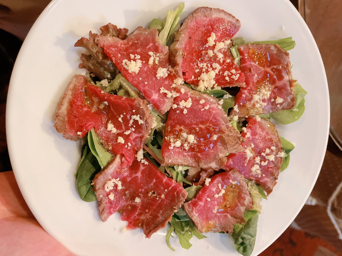yumitasdaon's tweet photo. 時短で21時まで営業、一軒目にご飯食べに飲食店には行っても
うちみたいな二軒目に行くようなコンセプトバーは、21時まで営業にしたら普通の飲食店よりキツいわけで

というわけでうちでもフードメニュー強化します‼️

狂ったラインナップの飲み放題＋美味しい料理で楽しんで貰えるよう頑張ります☺️ https://t.co/yOuzT14RdW
