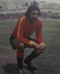 AntonioUbilla1's tweet photo. 24 enero 1947 nace en Gyquil el goleador Gonzalo "Pachaco" Castañeda, ex Emelec, D Cuenca, LDU Quito, LDU Portoviejo #Pachaco #GrandesJugadores https://t.co/RaPei0G14m